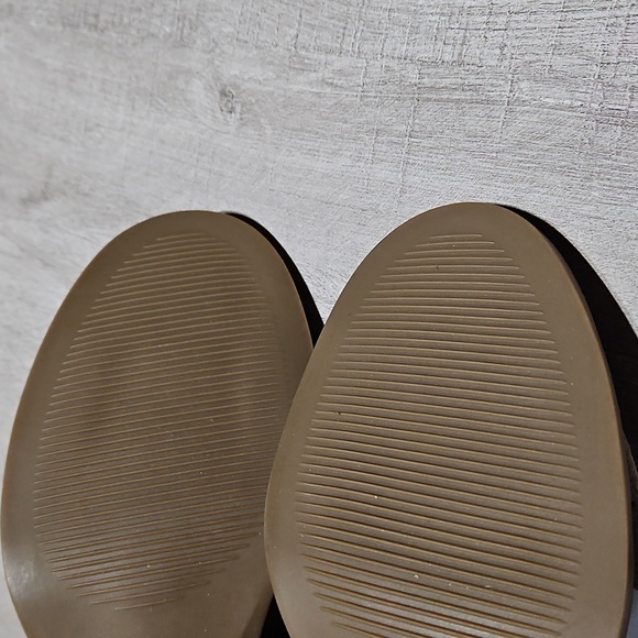 Koolaburra by UGG Ortholite Chic Suede Open-Toe Sandals - Picture 5 of 8